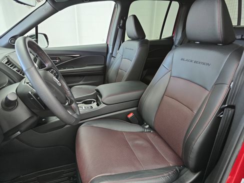Used 2024 Honda Ridgeline Black Edition image 14
