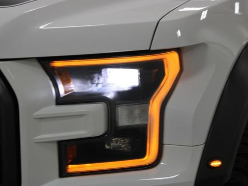 Used 2019 Ford F150 Raptor w/ Equipment Group 802A Luxury AWD/4WD image 13