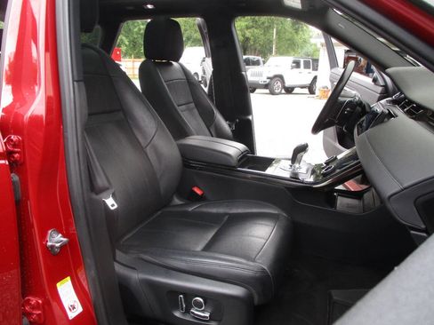 Used 2021 Land Rover Range Rover Evoque R-Dynamic SE image 22