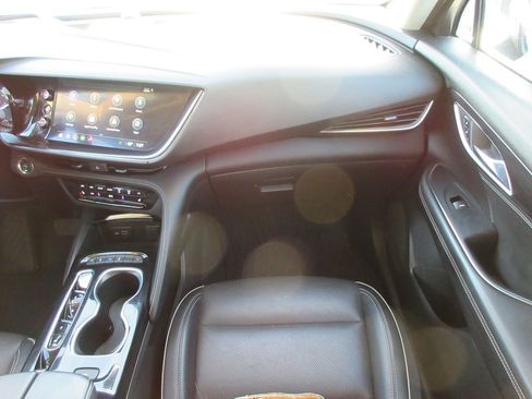 Used 2023 Buick Envision Essence AWD/4WD image 17