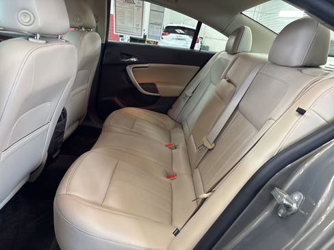 Used 2017 Buick Regal Premium w/ Driver Confidence Package #1 FWD image 13