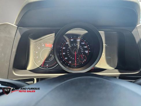 Used 2023 Hyundai Elantra SEL w/ Preferred Accessory Package FWD image 13