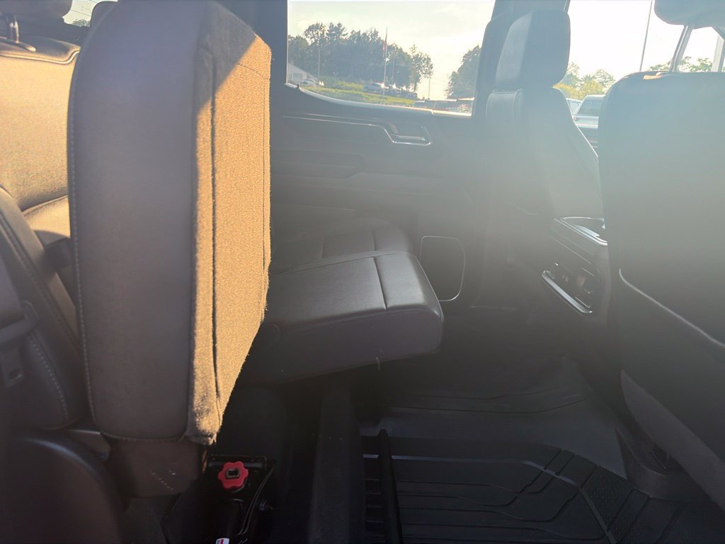 Used 2024 Chevrolet Silverado 1500 RST w/ Redline Edition AWD/4WD image 35