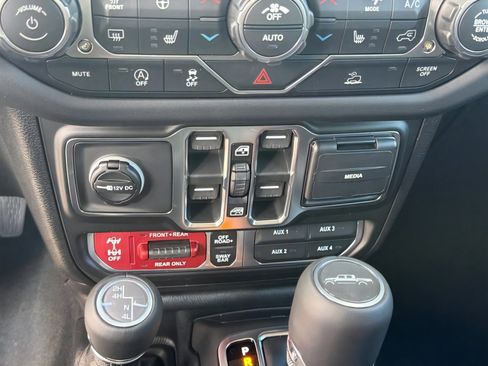 New 2026 Jeep Gladiator Rubicon image 24