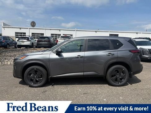 New 2026 Nissan Rogue SV AWD/4WD image 5