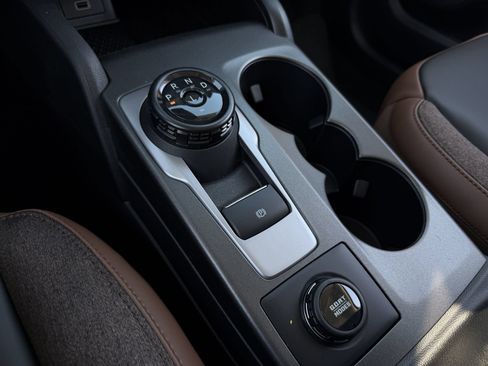 New 2026 Ford Bronco Sport Outer Banks w/ Outer Banks Tech Package+ AWD/4WD image 17