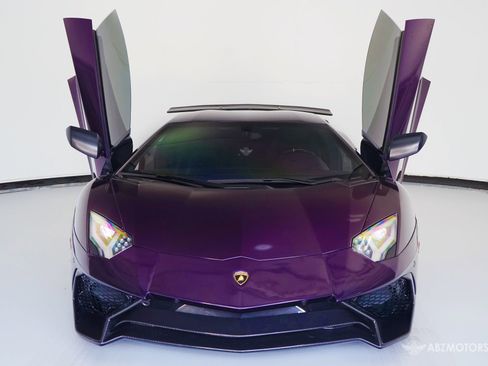 Used 2015 Lamborghini Aventador LP 700-4 image 3