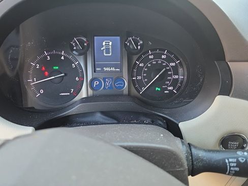 Used 2017 Lexus GX 460 image 6