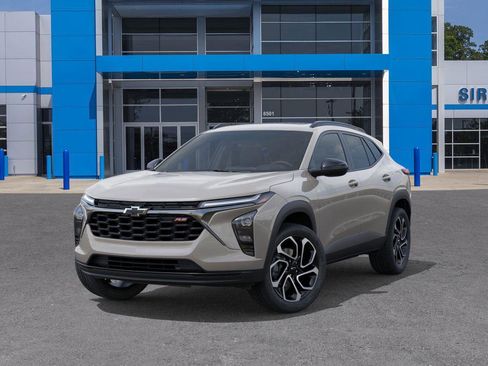 New 2026 Chevrolet Trax RS w/ Sunroof Package image 6