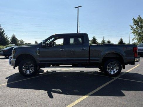 Used 2019 Ford F250 Lariat w/ Lariat Ultimate Package AWD/4WD image 7