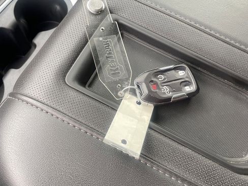 Used 2022 Chevrolet Silverado 2500 High Country w/ Z71 Off-Road Package image 27