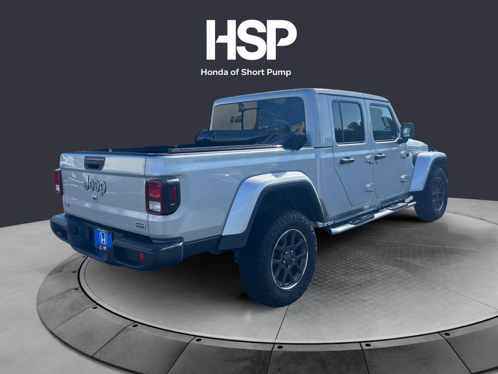 Used 2023 Jeep Gladiator Overland AWD/4WD image 5
