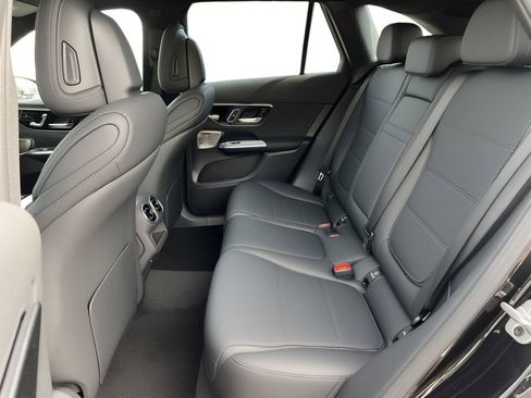 New 2026 Mercedes-Benz GLC 300 4MATIC image 7