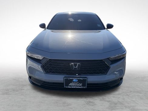 Used 2025 Honda Accord Sport image 2