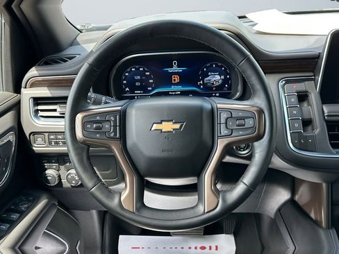 Used 2023 Chevrolet Tahoe High Country AWD/4WD image 12