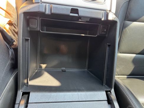 Used 2019 GMC Sierra 2500 SLT image 34