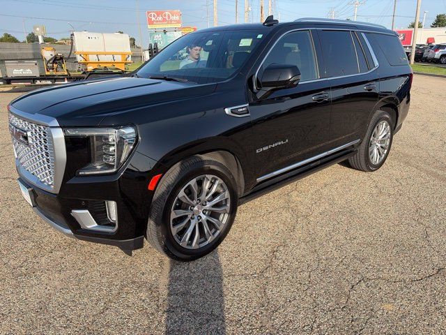 Used 2021 GMC Yukon Denali w/ Denali Ultimate Package AWD/4WD image 4