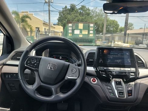 Used 2023 Honda Odyssey EX-L image 20