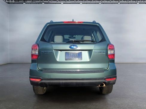 Used 2016 Subaru Forester 2.5i w/ Alloy Wheel Package image 9