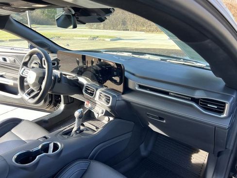 Used 2024 Ford Mustang GT Premium image 29