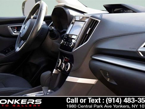 Used 2021 Subaru Forester Premium image 34