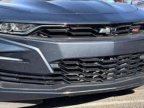 Used 2021 Chevrolet Camaro SS image 32