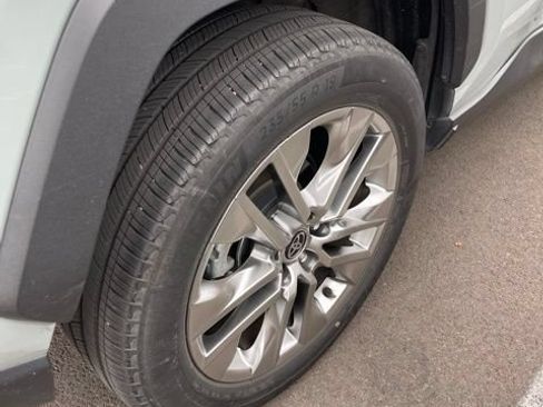 Used 2022 Toyota RAV4 XLE Premium AWD/4WD image 27