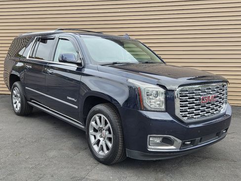 Used 2020 GMC Yukon XL Denali image 8