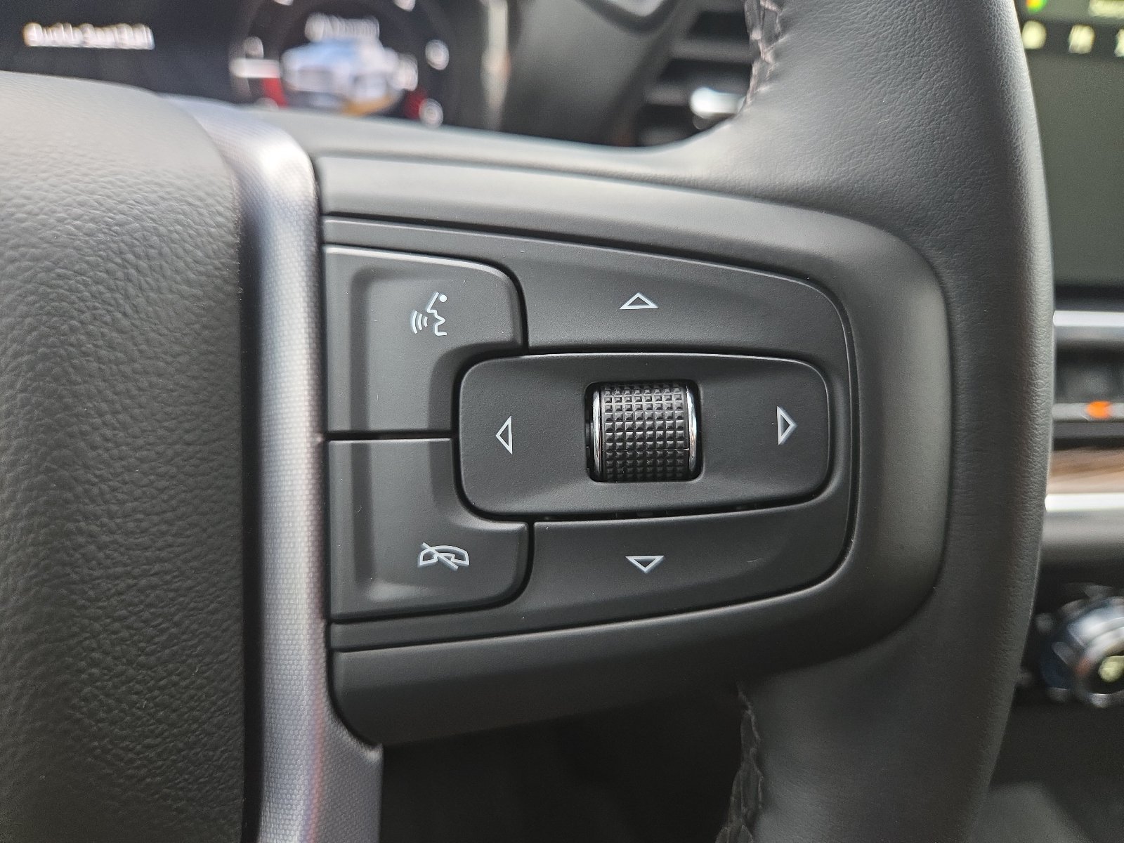 Used 2024 GMC Sierra 1500 Elevation AWD/4WD image 18