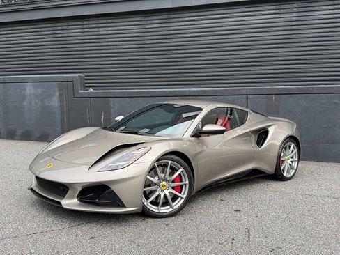 Used 2025 Lotus Emira RWD image 6