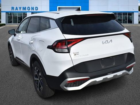 Certified 2024 Kia Sportage EX FWD image 5