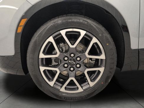 Used 2024 Chevrolet Blazer RS AWD/4WD image 3