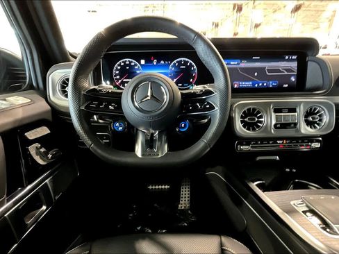 Used 2025 Mercedes-Benz G 63 AMG 4MATIC image 6