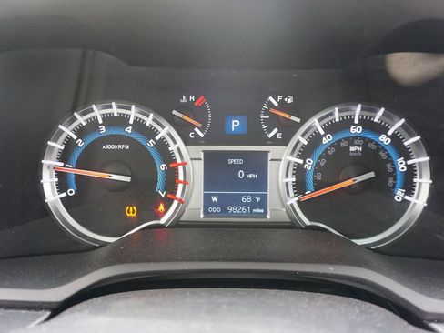 Used 2018 Toyota 4Runner TRD Off-Road Premium w/ Wilderness Package image 6