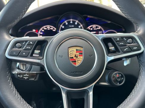 Certified 2022 Porsche Cayenne Platinum Edition AWD/4WD image 24