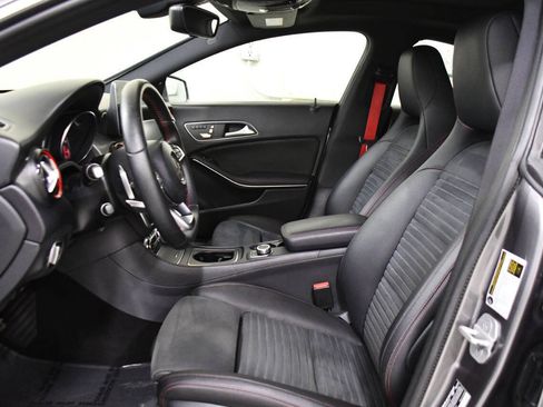 Used 2018 Mercedes-Benz CLA 250 image 11