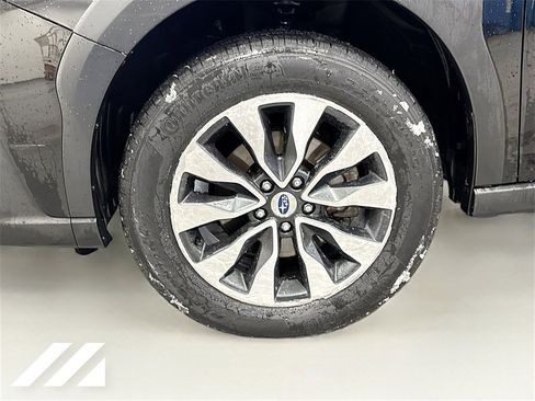Certified 2023 Subaru Outback Limited image 34