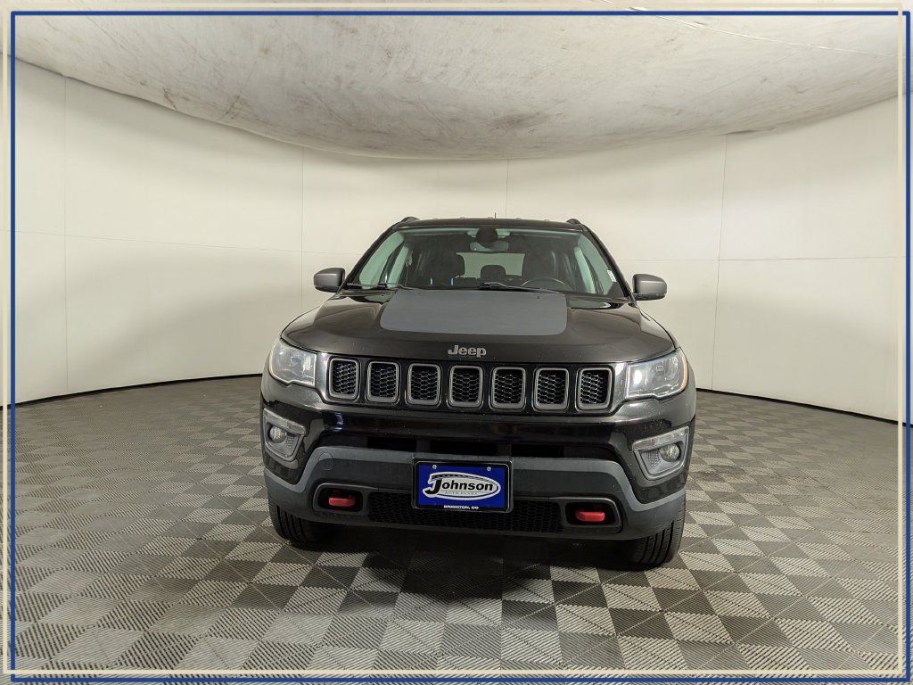Used 2020 Jeep Compass Trailhawk w/ Leather Interior Group AWD/4WD image 2