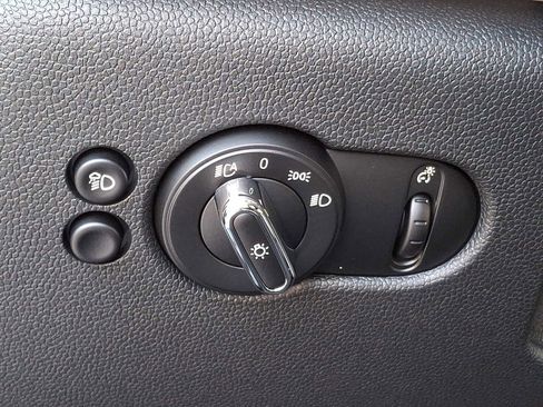 Used 2023 MINI Cooper S w/ Signature Upholstery Package image 21