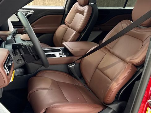 New 2026 Lincoln Aviator Reserve image 24