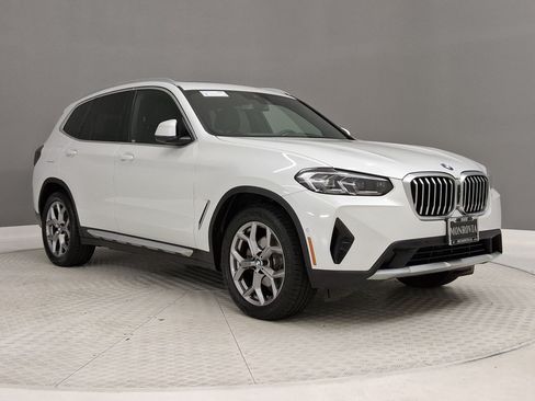 Used 2023 BMW X3 xDrive30i w/ Premium Package AWD/4WD image 5