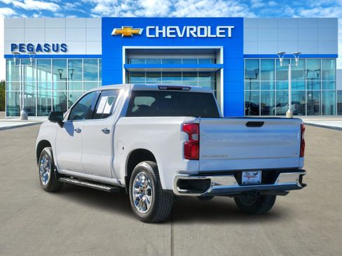 Used 2023 Chevrolet Silverado 1500 LTZ image 4