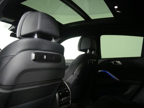 Used 2025 BMW X6 xDrive40i image 16