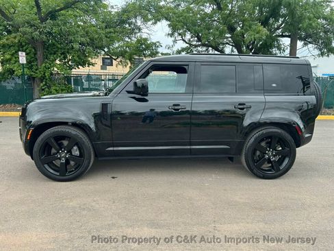 Used 2023 Land Rover Defender 110 X-Dynamic SE AWD/4WD image 17