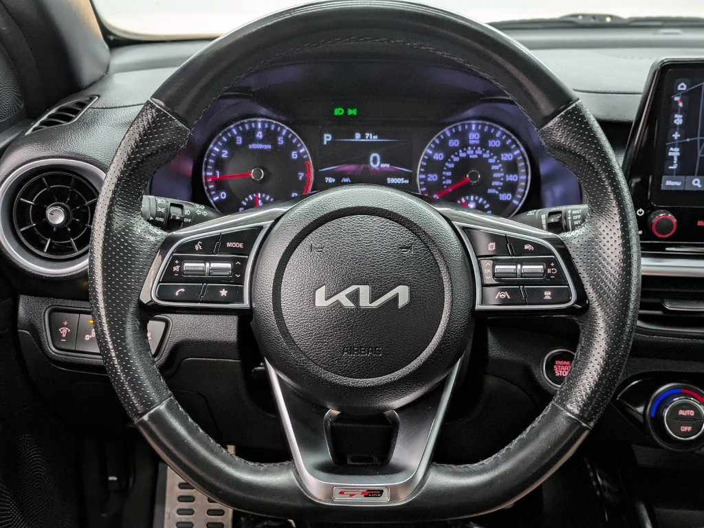 Used 2023 Kia Forte GT-Line w/ GT-Line Technology Package FWD image 15