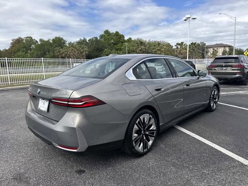 Certified 2026 BMW 530i image 4