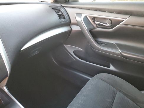 Used 2015 Nissan Altima 2.5 S w/ Special Edition Package image 21