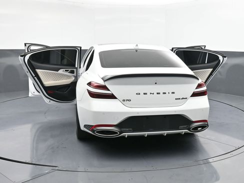 Used 2022 Genesis G70 3.3T w/ Sport Prestige Package image 41