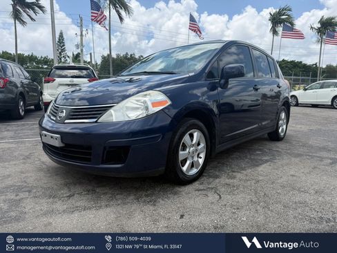 Used 2009 Nissan Versa Hatchback w/ Convenience Pkg FWD image 1
