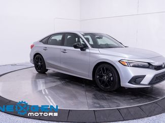Used 2023 Honda Civic Sport image 1